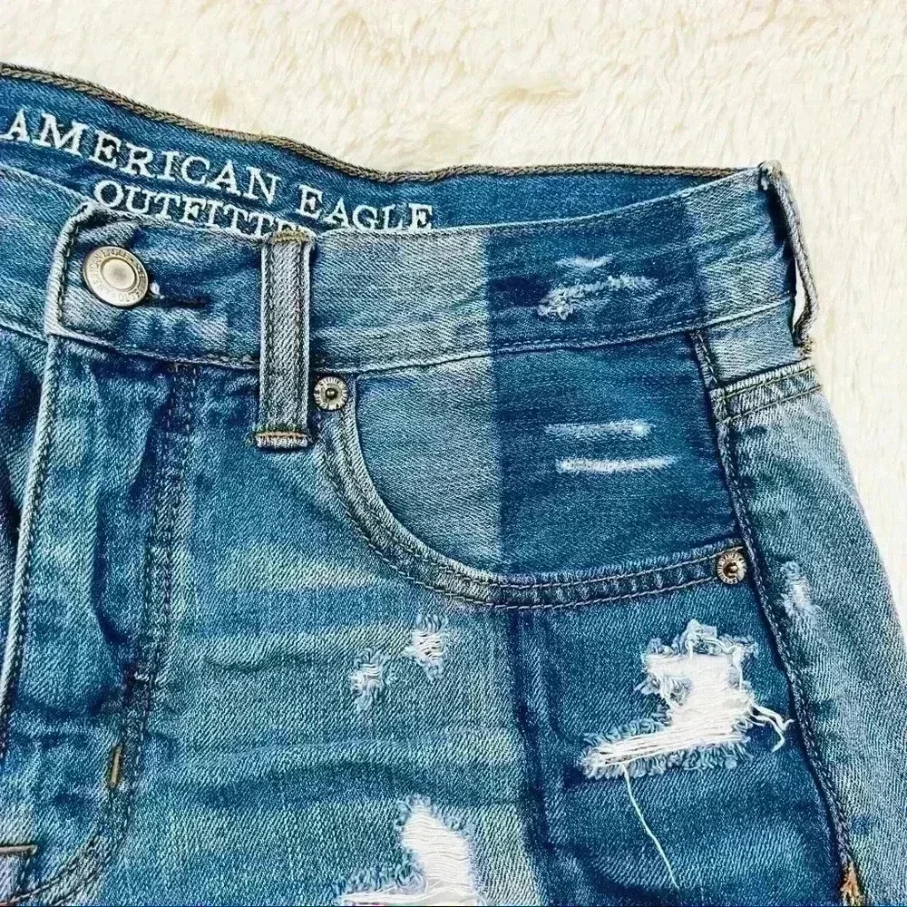 American Eagle Highrise Festival Patchwork‎ Distressed Frayed Denim Short Size 2